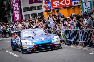 Parade
 | SRO / Dirk Bogaerts Photography