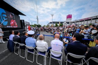 Parade
 | SRO / Dirk Bogaerts Photography