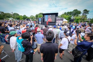 Parade
 | SRO / Dirk Bogaerts Photography