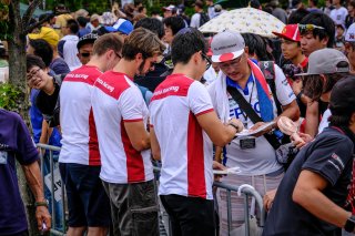 Parade
 | SRO / Dirk Bogaerts Photography