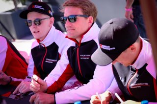 Autograph Session
 | SRO / Dirk Bogaerts Photography