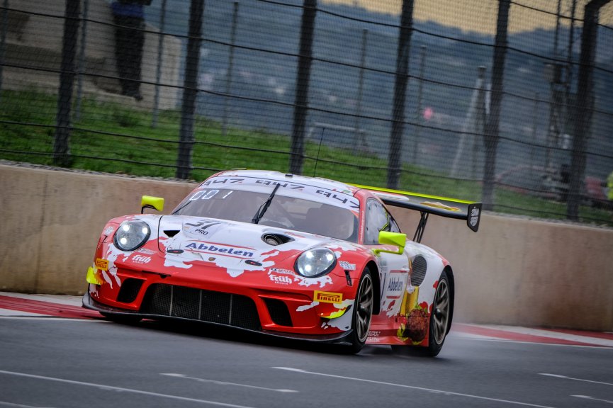 #31 Frikadelli Racing Team**** DEU Porsche 911 GT3 R Dennis Olsen NOR Mathieu Jaminet FRA Nick Tandy GBR Overall, Pole Shootout
