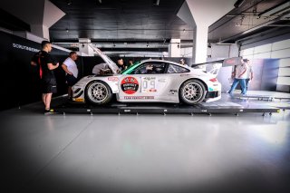 Scrutineering
 | SRO / Dirk Bogaerts Photography