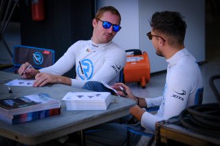 Autograph Session
 | SRO / Dirk Bogaerts Photography