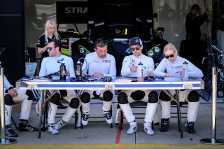 Autograph Session
 | SRO / Dirk Bogaerts Photography