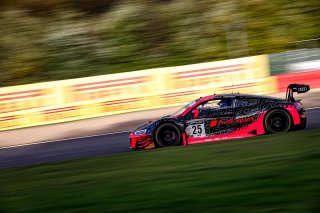 #25 Audi Sport Team Sainteloc Racing FRA- Markus Winkelhock DEU Dorian Boccolacci FRA Christopher Haase DEU IGTC, Free Practice 1
 | SRO / Kevin Pecks-1VIER
