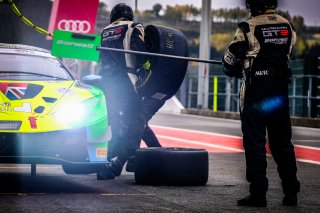 #77 Barwell Motorsport GBR Sandy Mitchell GBR Ricky Collard GBR Rob Collard GBR Leo Machitski RUS IGTC, Pitlane, Race
 | SRO / Dirk Bogaerts Photography