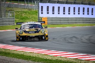 #54 Dinamic Motorsport ITA Porsche 911 GT3 R Overall Laurens Vanthoor BEL Earl Bamber NZL Kevin Estre FRA, Paid Test Session 2
 | SRO / Dirk Bogaerts Photography