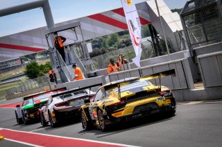 Pitlane, Pre-Qualifying
 | SRO / Dirk Bogaerts Photography