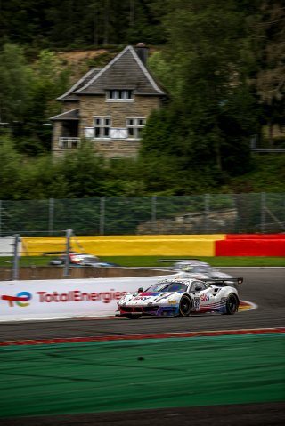 #93 SKY - Tempesta Racing GBR Ferrari 488 GT3 Jonathan Hui HKG Chris Froggatt GBR Matteo Cressoni ITA Eddie Cheever ITA Pro-Am Cup IGTC, Race
 | SRO / Kevin Pecks