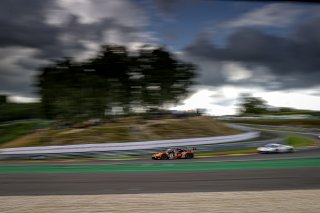 #16 GRT Grasser Racing Team AUT Lamborghini Huracan GT3 Evo Alberto Maria Di Folco ITA Tim Zimmermann DEU Kikko Galbiati ITA Clemens Schmid AUT Silver Cup IGTC, Race
 | SRO / Kevin Pecks