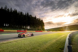#37 Audi Sport Team WRT BEL Audi R8 LMS GT3 - - Nico M&uuml;ller CHE Robin Frijns NLD Dennis Lind DNK Pro Cup IGTC, Race
 | SRO / Kevin Pecks