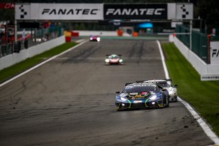 #77 Barwell Motorsport GBR Lamborghini Huracan GT3 Evo Miguel Ramos PRT Leo Machitski RUS Henrique Chaves PRT Sandy Mitchell GBR Pro-Am Cup IGTC, Race
 | SRO / Kevin Pecks