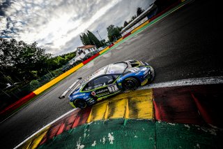 #77 Barwell Motorsport GBR Lamborghini Huracan GT3 Evo Miguel Ramos PRT Leo Machitski RUS Henrique Chaves PRT Sandy Mitchell GBR Pro-Am Cup IGTC, Race
 | SRO / Jules Benichou - 21creation
