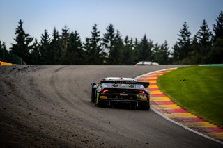 #77 Barwell Motorsport GBR Lamborghini Huracan GT3 Evo Miguel Ramos PRT Leo Machitski RUS Henrique Chaves PRT Sandy Mitchell GBR Pro-Am Cup IGTC, GT3, Race
 | SRO / Jules Benichou - 21creation