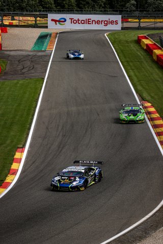 #77 Barwell Motorsport GBR Lamborghini Huracan GT3 Evo Sandy Mitchell GBR Leo Machitski RUS Miguel Ramos PRT Henrique Chaves PRT Pro-Am Cup IGTC, Free Practice
 | SRO / Kevin Pecks
