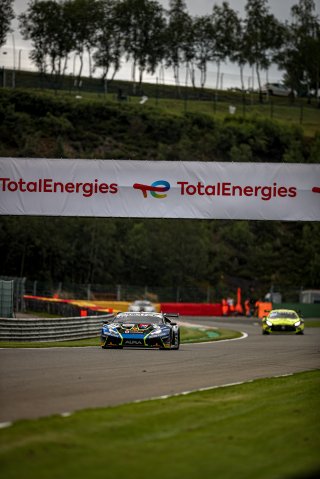 #77 Barwell Motorsport GBR Lamborghini Huracan GT3 Evo Sandy Mitchell GBR Leo Machitski RUS Miguel Ramos PRT Henrique Chaves PRT Pro-Am Cup IGTC, Free Practice
 | SRO / Kevin Pecks