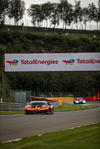 #16 GRT Grasser Racing Team AUT Lamborghini Huracan GT3 Evo Alberto Maria Di Folco ITA Clemens Schmid AUT Tim Zimmermann DEU Kikko Galbiati ITA Silver Cup IGTC, Free Practice
 | SRO / Kevin Pecks