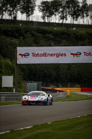 #93 SKY - Tempesta Racing GBR Ferrari 488 GT3 Matteo Cressoni ITA Chris Froggatt GBR Jonathan Hui HKG Eddie Cheever ITA Pro-Am Cup IGTC, Free Practice
 | SRO / Kevin Pecks