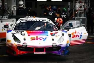 #93 SKY - Tempesta Racing GBR Ferrari 488 GT3 Matteo Cressoni ITA Chris Froggatt GBR Jonathan Hui HKG Eddie Cheever ITA Pro-Am Cup IGTC, Pitlane, Pre-Qualifying
 | SRO / Patrick Hecq Photography