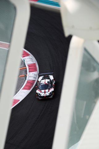 Kevin Magnussen / Jan Magnussen / Mark Kvamme - AF Corse - MDK Motorsport, Ferrari 488 GT3  | JEP/SRO