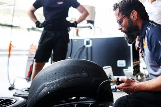 Pirelli Tyres
 | JEP/SRO