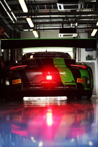 Stephane Kox / Peter Kox / Nico Pronk / Tom Boonen,  Saalocin Racing,  Porsche 911 GT3-R (991.II) 
 | JEP/SRO