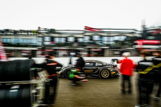 Grid Walk, Race
 | © SRO - TWENTY-ONE CREATION | Jules Benichou