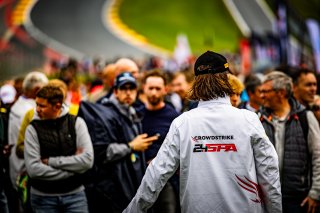 Grid Walk, Race
 | © SRO - TWENTY-ONE CREATION | Jules Benichou
