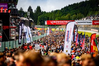 Grid Walk, Race
 | © SRO - TWENTY-ONE CREATION | Jules Benichou