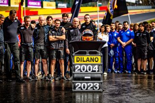 Grid Walk, Race
 | © SRO - TWENTY-ONE CREATION | Jules Benichou