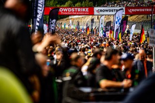 Grid Walk, Race
 | © SRO - TWENTY-ONE CREATION | Jules Benichou