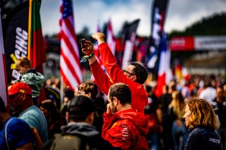 Grid Walk, Race
 | © SRO - TWENTY-ONE CREATION | Jules Benichou