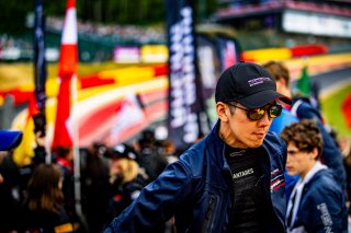 Grid Walk, Race
 | © SRO - TWENTY-ONE CREATION | Jules Benichou