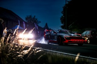 Parade
 | © SRO / Kevin Pecks 1VIER