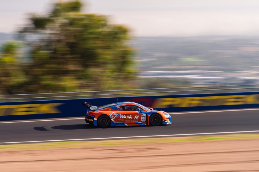 12h Bathurst 2024 - REPCO Bathurst 12 Hour - Intercontinental GT Challenge Round 1 - Foto: Gruppe C Photographya