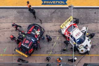 52. ADAC RAVENOL 24h Nürburgring 2024 - Foto: Gruppe C Photography; #5 Porsche 911 GT3 R (992), Herberth Motorsport: Robert Renauer, Vicent Kolb, Dennis Olsen, Matt Campbell; #6 Mercedes-AMG GT3, Team ADVAN x HRT: Dennis Fetzer, Hubert Haupt, Ralf Aron, S | Gruppe C Photography