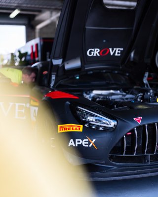 12h Bathurst 2025 -  Meguiar’s Bathurst 12 Hour - Intercontinental GT Challenge Round 1 - Foto: Gruppe C Photography; #04 Mercedes-AMG GT3, Grove Racing: S. Grove, B. Grove, F. Schiller
 | Gruppe C Photography