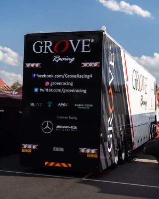12h Bathurst 2025 -  Meguiar’s Bathurst 12 Hour - Intercontinental GT Challenge Round 1 - Foto: Gruppe C Photography; #04 Mercedes-AMG GT3, Grove Racing: S. Grove, B. Grove, F. Schiller
 | Gruppe C Photography