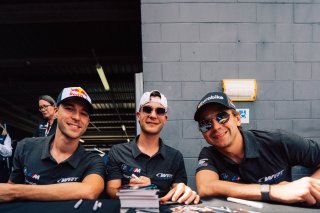 12h Bathurst 2025 -  Meguiar’s Bathurst 12 Hour - Intercontinental GT Challenge Round 1 - Foto: Gruppe C Photography; #32 BMW M4 GT3, Team WRT: Augusto Farfus, Sheldon van der Linde, Kelvin van der Linde
 | Gruppe C Photography