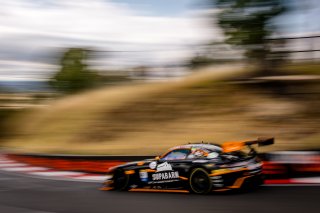 12h Bathurst 2025 -  Meguiar’s Bathurst 12 Hour - Intercontinental GT Challenge Round 1 - Foto: Gruppe C Photography; #47 Mercedes-AMG GT3, Supabarn Supermarkets, Tigani Motorsport: James Koundouris, Theo Koundouris, David Russell, Luke Youlden
 | Gruppe C Photography