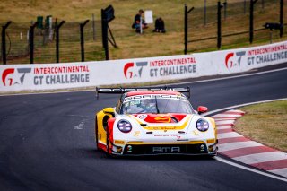 12h Bathurst 2025 -  Meguiar’s Bathurst 12 Hour - Intercontinental GT Challenge Round 1 - Foto: Gruppe C Photography; #91 Porsche 911 GT3 R (992), The Bend: Yasser Shahin, Sam Shahin, Laurin Heinrich, Morris Schuring
 | Gruppe C Photography