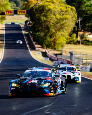 12h Bathurst 2025 -  Meguiar’s Bathurst 12 Hour - Intercontinental GT Challenge Round 1 - Foto: Gruppe C Photography; #32 BMW M4 GT3, Team WRT: Augusto Farfus, Sheldon van der Linde, Kelvin van der Linde
 | Gruppe C Photography