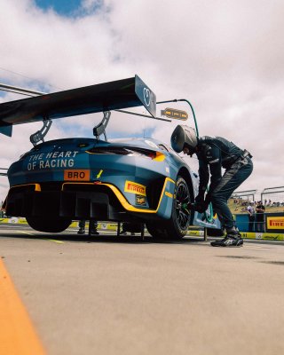 12h Bathurst 2025 -  Meguiar’s Bathurst 12 Hour - Intercontinental GT Challenge Round 1 - Foto: Gruppe C Photography; #27 Mercedes-AMG GT3, Heart of Racing by SPS: Ross Gunn, Ian James, Zacharie Robichon
 | Gruppe C Photography