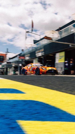 12h Bathurst 2025 -  Meguiar’s Bathurst 12 Hour - Intercontinental GT Challenge Round 1 - Foto: Gruppe C Photography; #75 Mercedes-AMG GT3, SunEnergy1 Racing: Kenny Habul, Jules Gounon, Luca Stolz
 | Gruppe C Photography