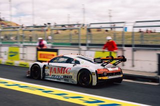 12h Bathurst 2025 -  Meguiar’s Bathurst 12 Hour - Intercontinental GT Challenge Round 1 - Foto: Gruppe C Photography; #183 Audi R8 LMS EVO II, Jamec Racing, Team MPC: Liam Talbot, Broc Feeney, Ricardo Feller
 | Gruppe C Photography