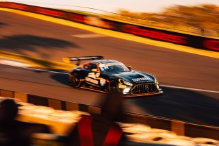 12h Bathurst 2025 -  Meguiar’s Bathurst 12 Hour - Intercontinental GT Challenge Round 1 - Foto: Gruppe C Photography; #47 Mercedes-AMG GT3, Supabarn Supermarkets, Tigani Motorsport: James Koundouris, Theo Koundouris, David Russell, Luke Youlden
 | Gruppe C Photography