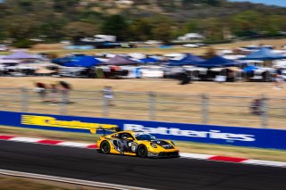 12h Bathurst 2025 -  Meguiar’s Bathurst 12 Hour - Intercontinental GT Challenge Round 1 - Foto: Gruppe C Photography; #911 Porsche 911 GT3 R (992), Absolute Racing: Matt Campbell, Ayhancan Güven, Alessio Picariello
 | Gruppe C Photography