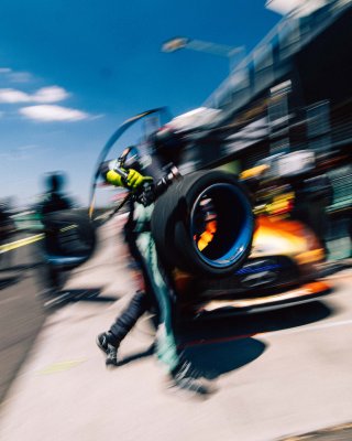12h Bathurst 2025 -  Meguiar’s Bathurst 12 Hour - Intercontinental GT Challenge Round 1 - Foto: Gruppe C Photography; #75 Mercedes-AMG GT3, SunEnergy1 Racing: Kenny Habul, Jules Gounon, Luca Stolz
 | Gruppe C Photography
