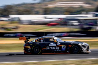 12h Bathurst 2025 -  Meguiar’s Bathurst 12 Hour - Intercontinental GT Challenge Round 1 - Foto: Gruppe C Photography; #47 Mercedes-AMG GT3, Supabarn Supermarkets, Tigani Motorsport: James Koundouris, Theo Koundouris, David Russell, Luke Youlden
 | Gruppe C Photography
